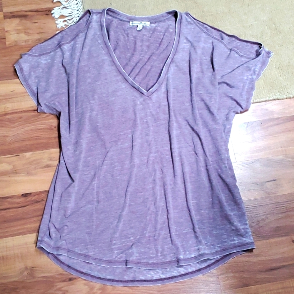 Express OneEleven Woman's T-shirt sz large
